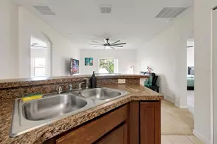 3146 Queen Alexandria Dr, Kissimmee, FL 34744 - Photo 12