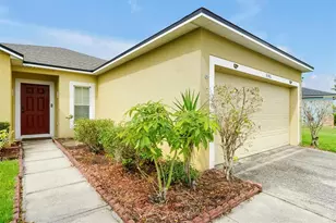 3146 Queen Alexandria Dr, Kissimmee, FL 34744 - Photo 4