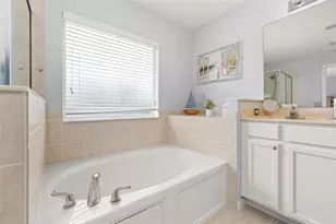 2663 Sand Hill Point Cir, Davenport, FL 33837 - Photo 34