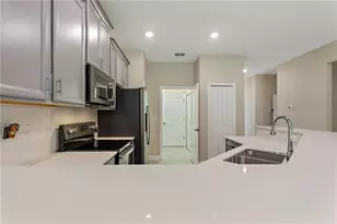 1064 Blackwolf Run Rd, Davenport, FL 33896 - Photo 4