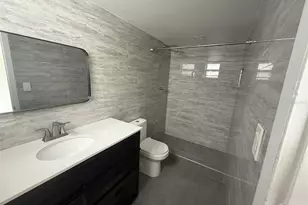 1601 NE 191st St, Miami, FL 33179 - Photo 12