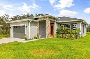 423 Vernon Ct, Kissimmee, FL 34759 - Photo 2