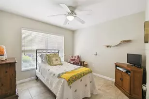 504 Grand Canal Dr, Kissimmee, FL 34759 - Photo 20