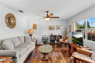 2335 Pine Tree Ct, Kissimmee, FL 34744 - Photo 8