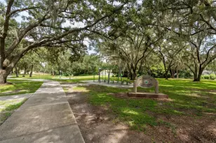 2335 Pine Tree Ct, Kissimmee, FL 34744 - Photo 36