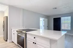 1085 Whitewood Dr, Deltona, FL 32725 - Photo 10