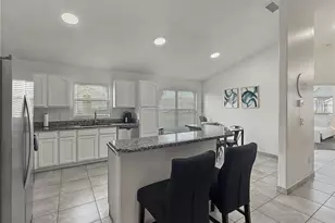 2512 Oneida Loop, Kissimmee, FL 34747 - Photo 10