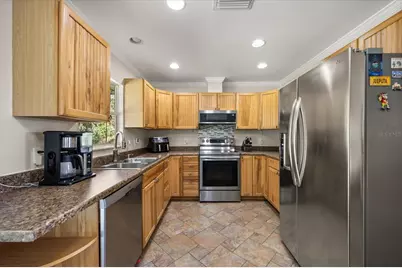 2780 Lake Vista Drive, Kissimmee, FL 34744 - Photo 8