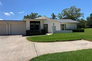 8131 Bugle Ct, Port Richey, FL 34668 - Photo 24