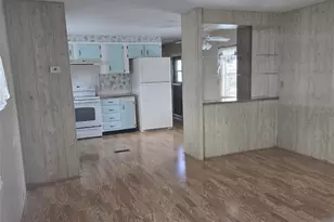 5562 Lansing Dr, Wildwood, FL 34785 - Photo 26