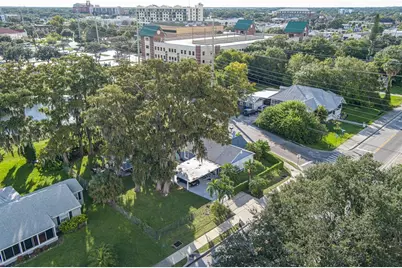 302 E Drury Avenue, Kissimmee, FL 34744 - Photo 4
