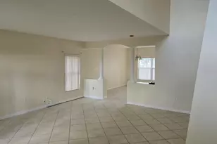 442 Mulberry Ct, Kissimmee, FL 34759 - Photo 2