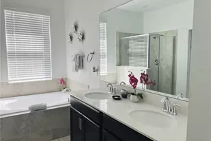 1097 Splash Shot Pl, Davenport, FL 33896 - Photo 16