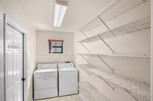 3910 NE 22nd Ln, Ocala, FL 34470 - Photo 4