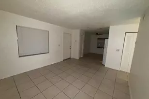 719 Michigan Ct, Saint Cloud, FL 34769 - Photo 6