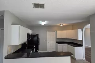 579 Kilimanjaro Dr, Kissimmee, FL 34758 - Photo 6