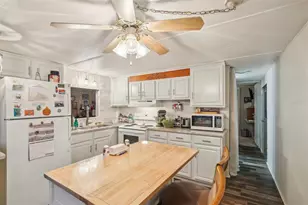 1600 N Old Coachman Rd, Clearwater, FL 33765 - Photo 14