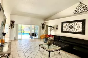 918 San Paulo Way, Kissimmee, FL 34758 - Photo 4