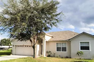 366 Aylesbury Ct, Kissimmee, FL 34758 - Photo 2