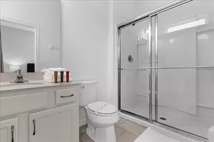 6056 Broad Oak Dr, Davenport, FL 33837 - Photo 16