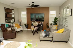 233 Hilltop Bloom Loop, Haines City, FL 33844 - Photo 6