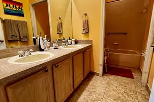 2082 Island Walk Dr, Orlando, FL 32824 - Photo 8