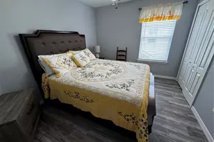 3998 Pemberly Pines Cir, Saint Cloud, FL 34769 - Photo 20