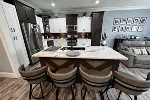 3998 Pemberly Pines Cir, Saint Cloud, FL 34769 - Photo 8