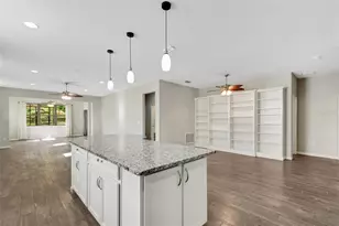 361 Almansa St, Davenport, FL 33837 - Photo 10