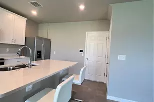 582 Amadoras Way St, Saint Cloud, FL 34771 - Photo 8