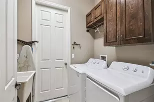 861 Bella Viana Rd, Kissimmee, FL 34759 - Photo 34