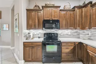 861 Bella Viana Rd, Kissimmee, FL 34759 - Photo 10