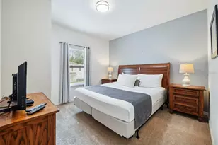 2901 Edenshire Wy, Kissimmee, FL 34746 - Photo 14