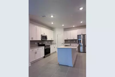 2513 Peace Of Mind Avenue, Kissimmee, FL 34744 - Photo 10