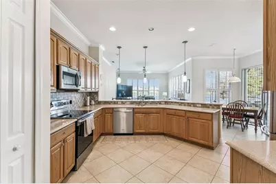 722 Shorehaven Drive, Kissimmee, FL 34759 - Photo 6