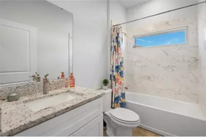 817 Desmoines Place, Kissimmee, FL 34759 - Photo 18