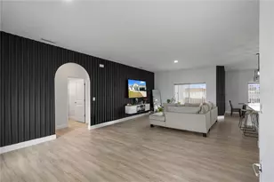 817 Desmoines Pl, Kissimmee, FL 34759 - Photo 4