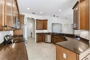 506 Tapatio Ln, Poinciana, FL 34759 - Photo 12