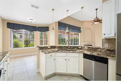 7670 Milano Drive, Orlando, FL 32835 - Photo 12