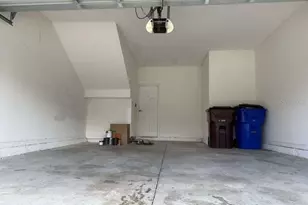 3927 Pemberly Pines Cir, Saint Cloud, FL 34769 - Photo 24