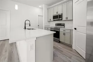 6825 SW 152nd St, Ocala, FL 34473 - Photo 6