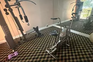 661 NE 195th St, Miami, FL 33179 - Photo 10