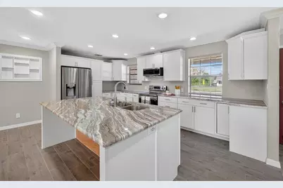 7 E Bay Street, Davenport, FL 33837 - Photo 12