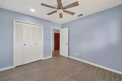 7 E Bay Street, Davenport, FL 33837 - Photo 50