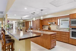 1475 Glenridge Dr, Spring Hill, FL 34609 - Photo 14