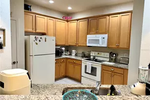 3051 Greystone Loop, Kissimmee, FL 34741 - Photo 8