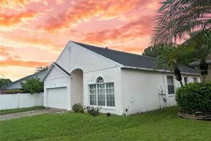 1829 Snaresbrook Way, Orlando, FL 32837 - Photo 2