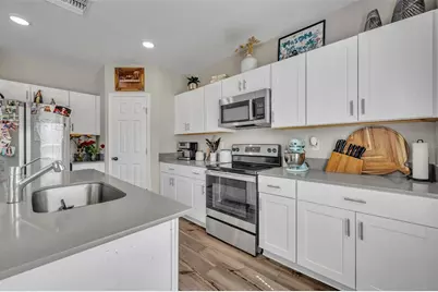 2402 Oakwood Lane, Davenport, FL 33837 - Photo 16