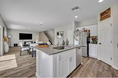 2402 Oakwood Lane, Davenport, FL 33837 - Photo 14