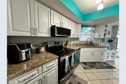 4299 Goldcoast Avenue, Spring Hill, FL 34609 - Photo 14